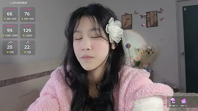 Snapshot of Luminous163 chatting on February 20, 12:57 pm Luminous163 online show from February 20, 12:57 pm