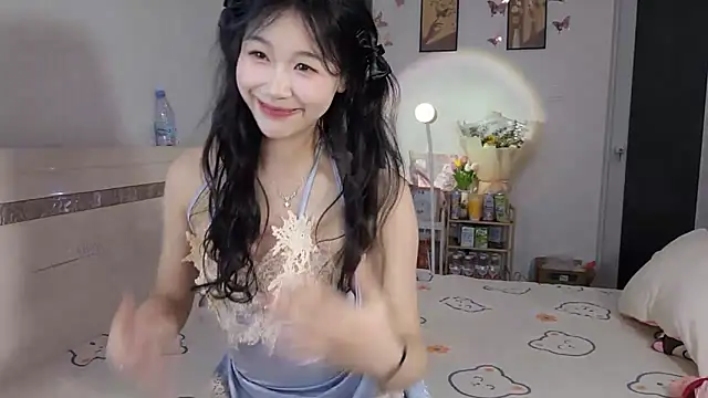 Snapshot of Luminous163 chatting on March 18, 4:28 pm Luminous163 online show from March 18, 4:28 pm