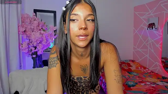 CoralRigan online show from October 27, 2:34 am