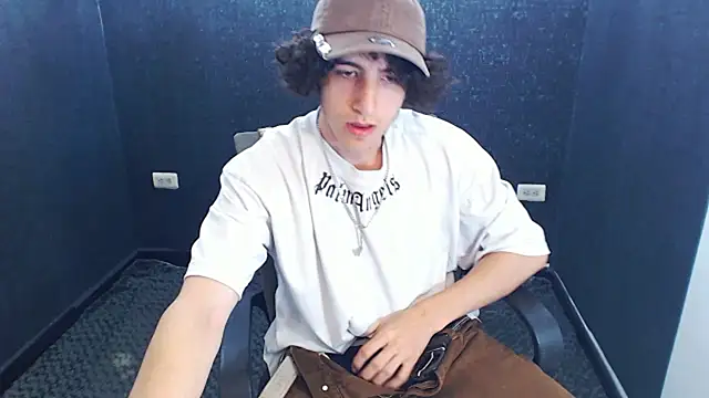 Kerverr  online show from November 6, 3:05 pm