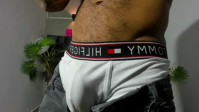 Salomon koude online show from May 26, 3:43 pm