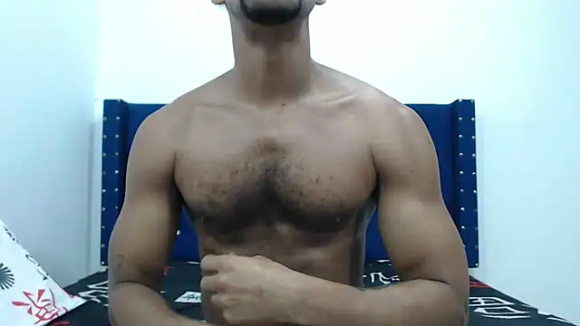 Snapshot of Salomon_koude chatting on March 12, 7:47 pm Salomon koude online show from March 12, 7:47 pm