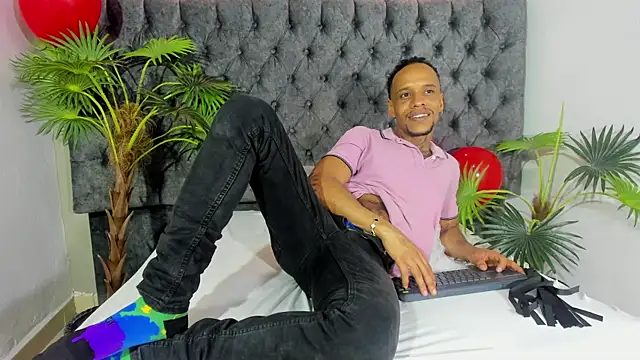 Salomon koude online show from April 18, 4:59 am