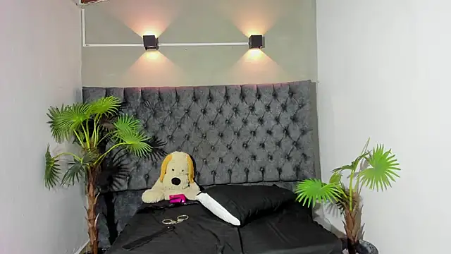 Snapshot of Salomon_koude chatting on June 12, 3:21 pm Salomon koude online show from June 12, 3:21 pm