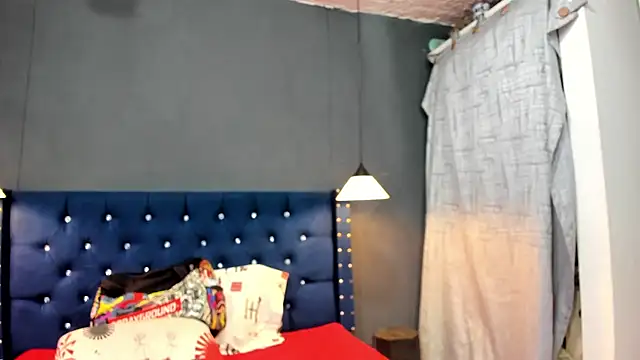 Snapshot of Salomon_koude chatting on September 28, 7:54 pm Salomon koude online show from September 28, 7:54 pm