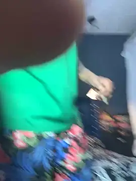 Snapshot of Salomon_koude chatting on February 9, 8:18 pm Salomon koude online show from February 9, 8:18 pm