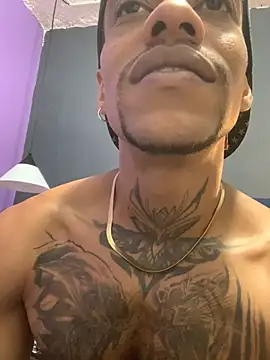 Snapshot of Salomon_koude chatting on February 18, 5:42 pm Salomon koude online show from February 18, 5:42 pm