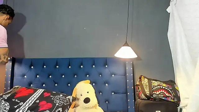 Snapshot of Salomon_koude chatting on February 10, 8:30 pm Salomon koude online show from February 10, 8:30 pm