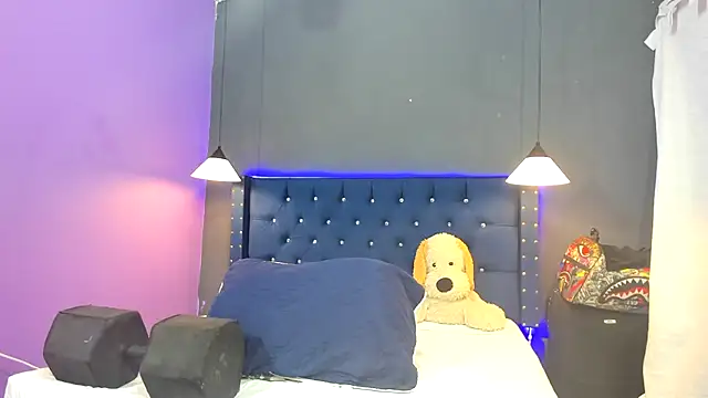 Snapshot of Salomon_koude chatting on February 26, 7:03 pm Salomon koude online show from February 26, 7:03 pm