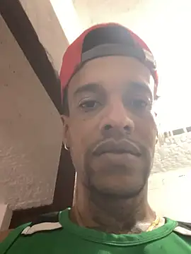 Snapshot of Salomon_koude chatting on February 12, 6:29 pm Salomon koude online show from February 12, 6:29 pm