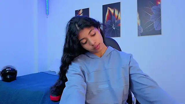 Snapshot of viktorya_xue chatting on February 28, 10:04 am viktorya xue online show from February 28, 10:04 am