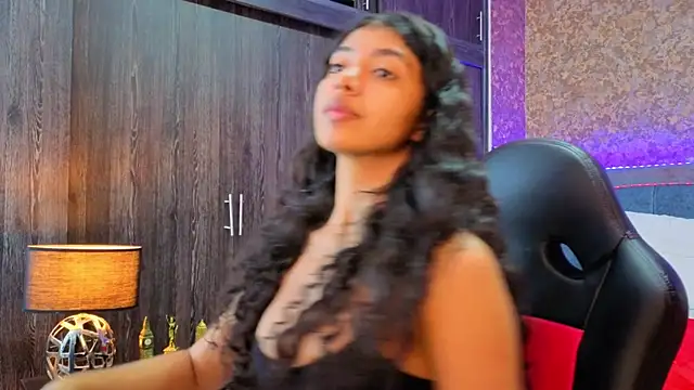 Snapshot of viktorya_xue chatting on February 20, 10:39 am viktorya xue online show from February 20, 10:39 am