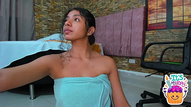 Snapshot of viktorya_xue chatting on March 19, 2:13 pm viktorya xue online show from March 19, 2:13 pm