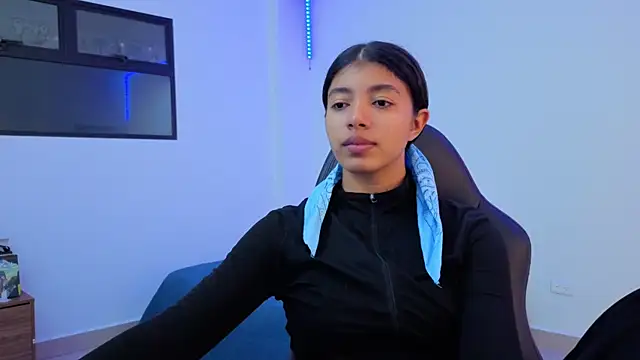 Snapshot of viktorya_xue chatting on February 26, 10:26 am viktorya xue online show from February 26, 10:26 am