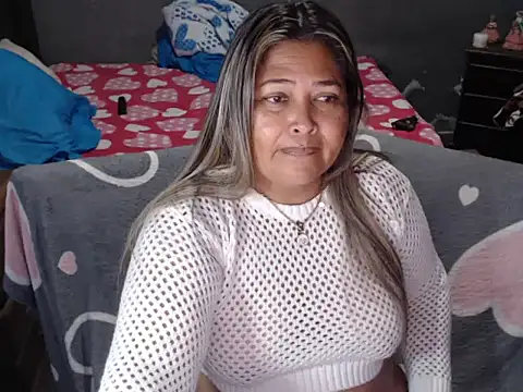 Snapshot of CANDYSWEET51 chatting on June 11, 1:19 pm CANDYSWEET51 online show from June 11, 1:19 pm