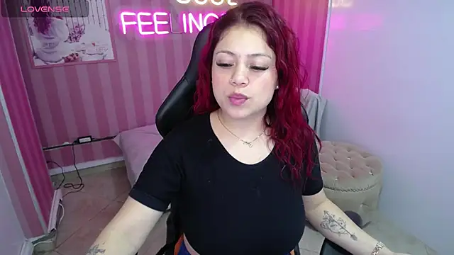 Snapshot of _Ambar72_b chatting on March 22, 12:57 pm Ambar72 b online show from March 22, 12:57 pm