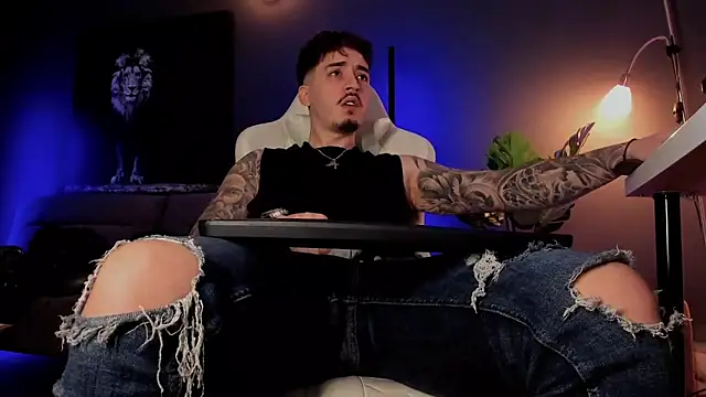 uptomatty online show from March 6, 8:20 am