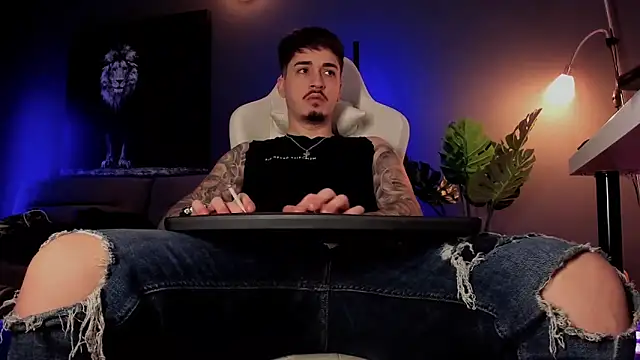 uptomatty online show from March 13, 7:46 am