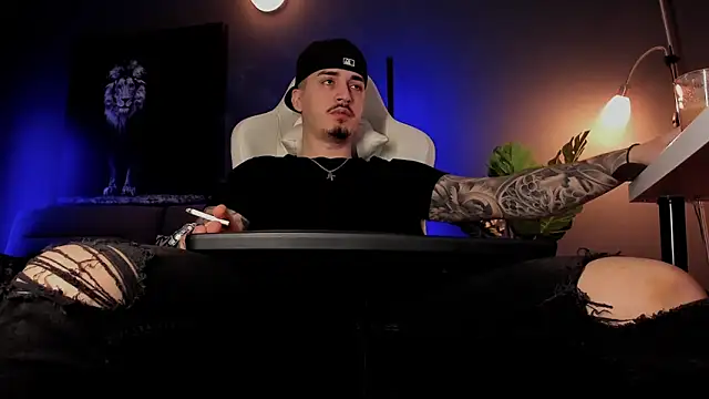 uptomatty online show from April 2, 9:16 am