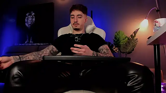 uptomatty online show from March 9, 8:07 am