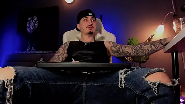 uptomatty online show from March 23, 8:25 am