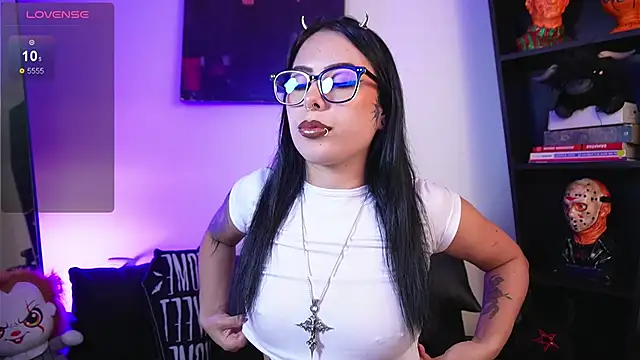 Melanie Nyx online show from April 10, 2:07 am