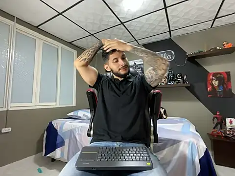 marcel crawford96 online show from March 18, 1:35 pm