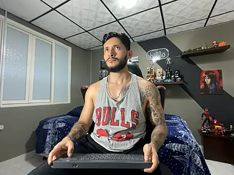 marcel crawford96 online show from June 17, 9:36 pm