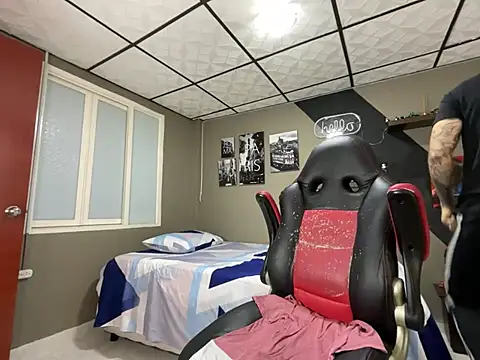 marcel crawford96 online show from March 13, 1:38 pm