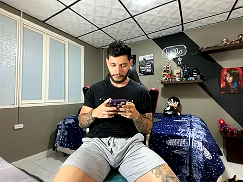 Snapshot of marcel_crawford96 chatting on October 16, 1:41 pm marcel crawford96 online show from October 16, 1:41 pm