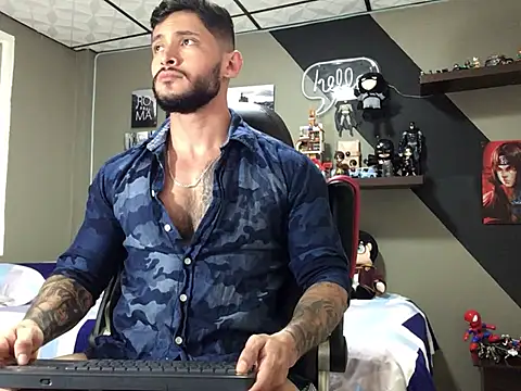 Snapshot of marcel_crawford96 chatting on March 16, 3:39 pm marcel crawford96 online show from March 16, 3:39 pm