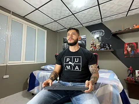 marcel crawford96 online show from March 14, 1:50 pm