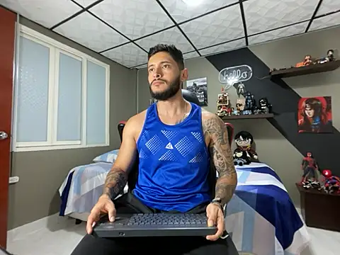 marcel crawford96 online show from November 28, 1:33 pm