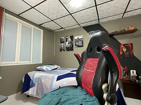 marcel crawford96 online show from March 12, 1:48 pm