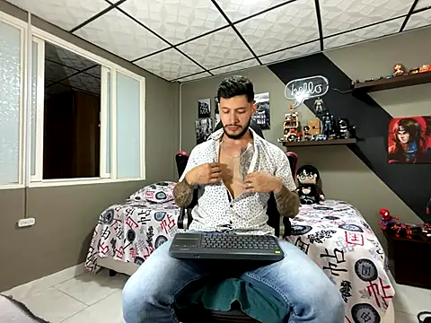 Snapshot of marcel_crawford96 chatting on September 25, 4:35 pm marcel crawford96 online show from September 25, 4:35 pm