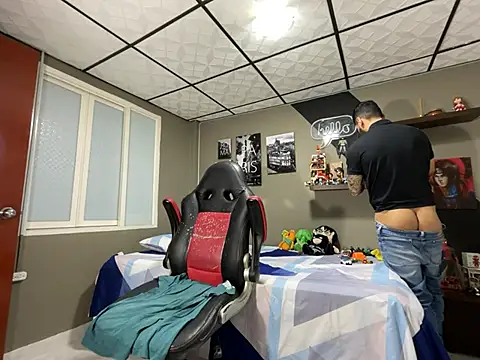 marcel crawford96 online show from March 10, 11:58 am