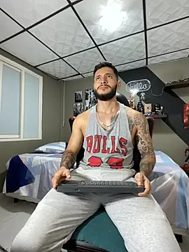 marcel crawford96 online show from March 29, 1:13 pm