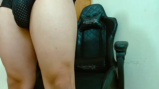 Danyer33 online show from March 18, 3:12 am