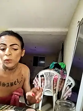 Snapshot of MaraVililhosa chatting on March 7, 2:36 am MaraVililhosa online show from March 7, 2:36 am