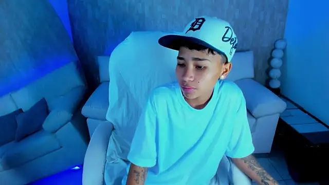 nova sex01 online show from October 3, 5:20 am