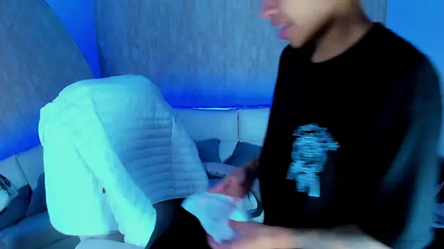 nova sex01 online show from September 14, 4:46 am