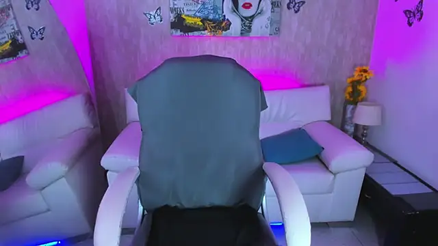 Snapshot of nova_sex01 chatting on December 5, 4:44 am nova sex01 online show from December 5, 4:44 am