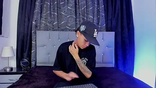 nova sex01 online show from March 18, 4:51 am