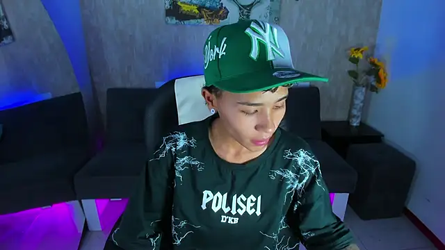 nova sex01 online show from March 8, 6:28 am