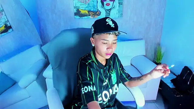 nova sex01 online show from November 12, 4:27 am