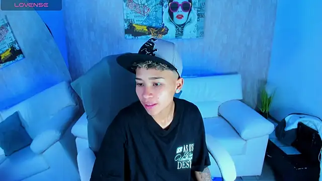 nova sex01 online show from October 30, 5:17 am