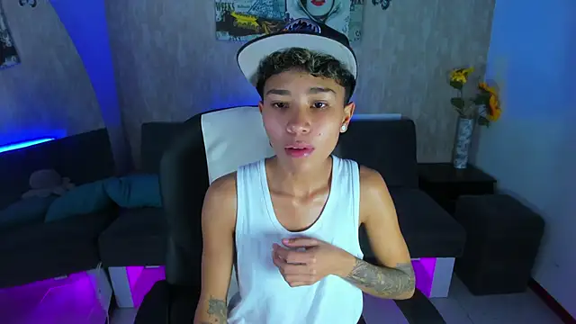 nova sex01 online show from March 12, 4:51 am