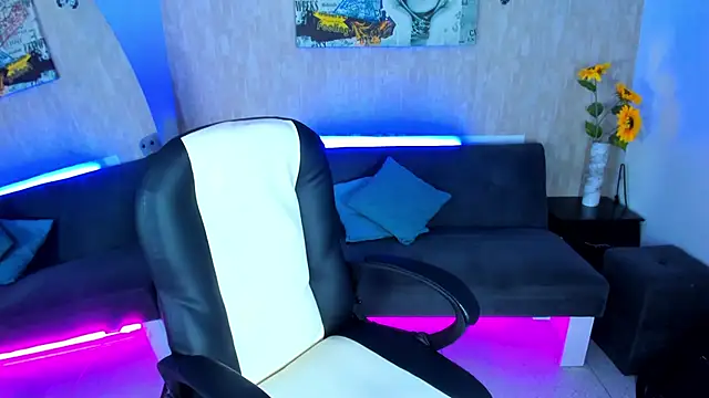 nova sex01 online show from April 15, 7:58 pm