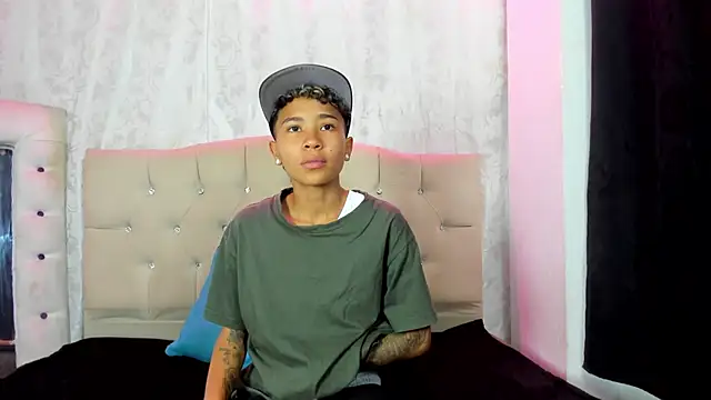 nova sex01 online show from November 19, 4:45 am