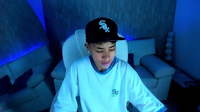 nova sex01 online show from September 11, 4:45 am